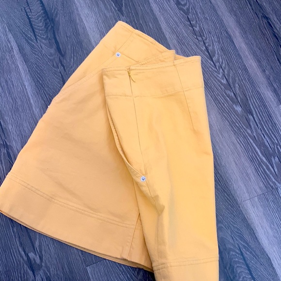 Club Monaco Skirt Yellow - Picture 3 of 6